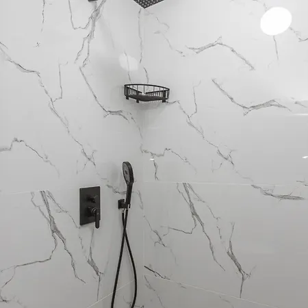 The House 3 * Бургас