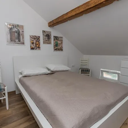 The House 3 Appartement *